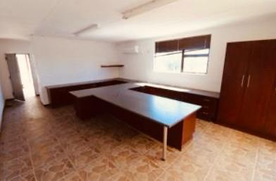 5 Bedroom Property for Sale in Dewetsdorp Rural Free State